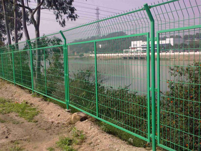 云南公路護(hù)欄網(wǎng)